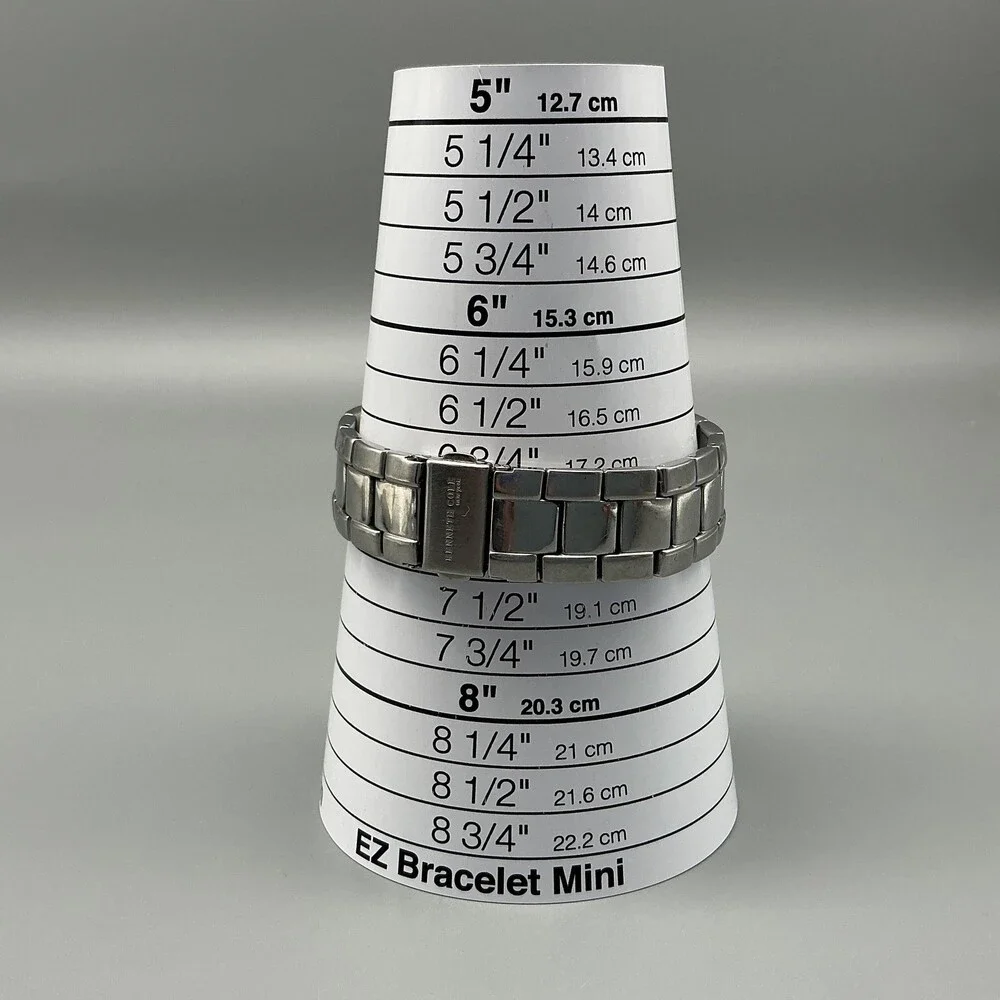 Kenneth Cole Mens Watch 30mm Silver Tone Stainless Date KC3297 New Battery 7.25